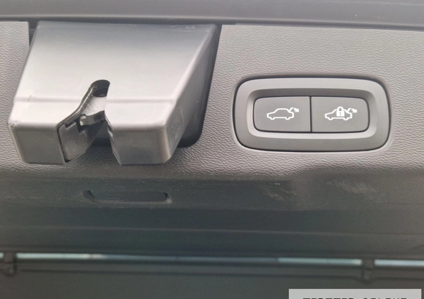Volvo XC 60 cena 159900 przebieg: 69300, rok produkcji 2021 z Annopol małe 379